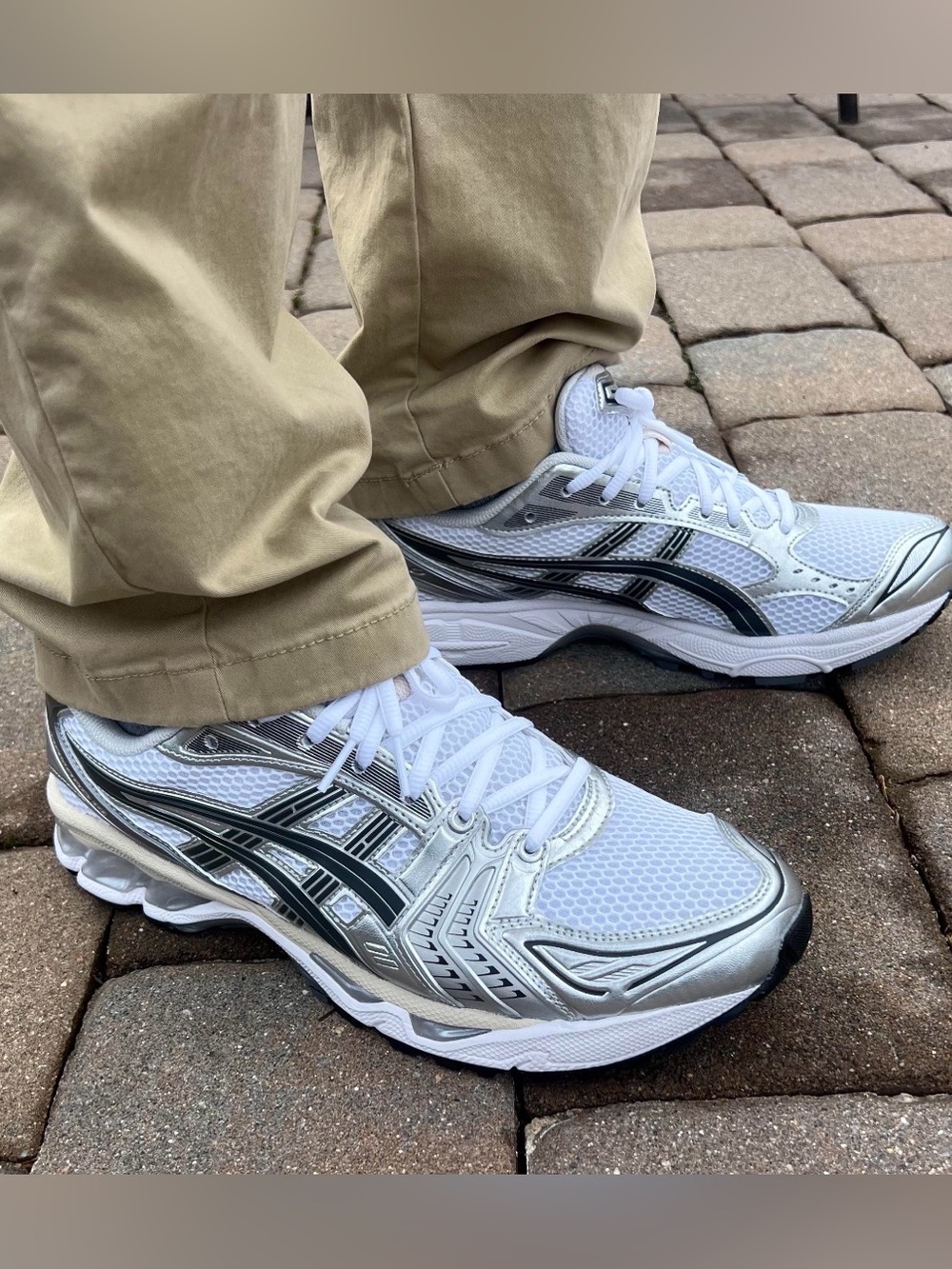 Asics Men’s Gel Kayano 14 Silver and Black Mesh Running Sneakers
